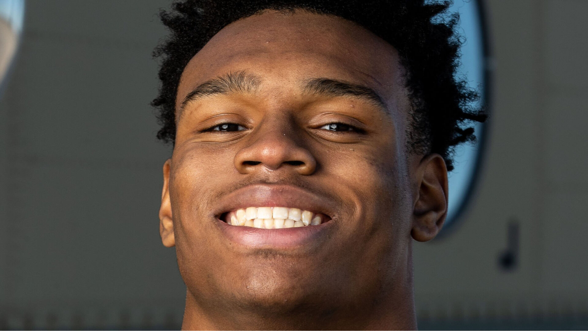 LB Devon Jackson